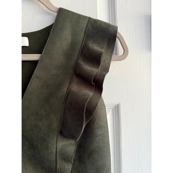 Bailey 44 Green V Neck Sleeveless Ruffle Top size Large - Picture 4 of 6